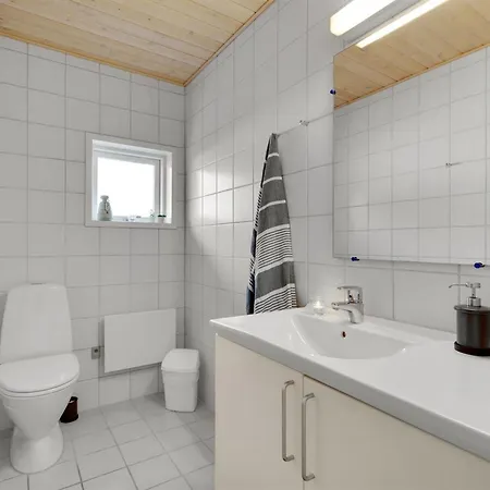 Harpa - 2-5km From The Sea By Interhome