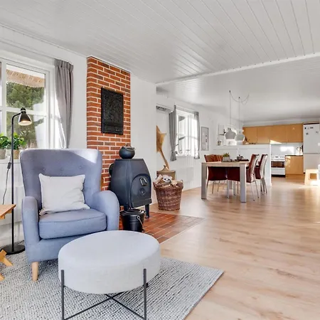 Harpa - 2-5km From The Sea By Interhome