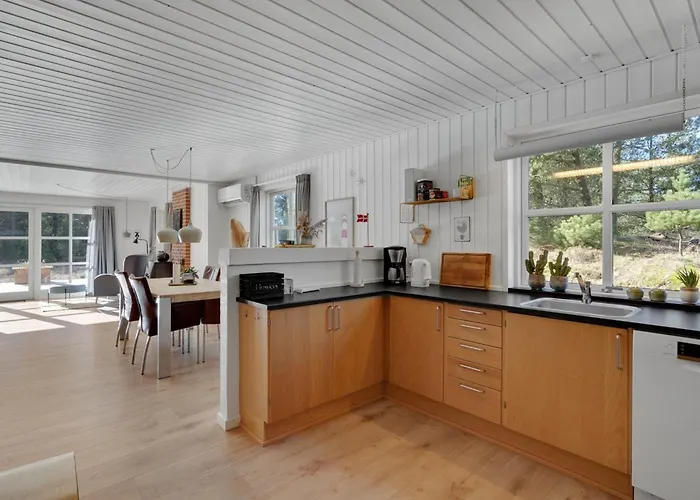 Harpa - 2-5km From The Sea By Interhome *