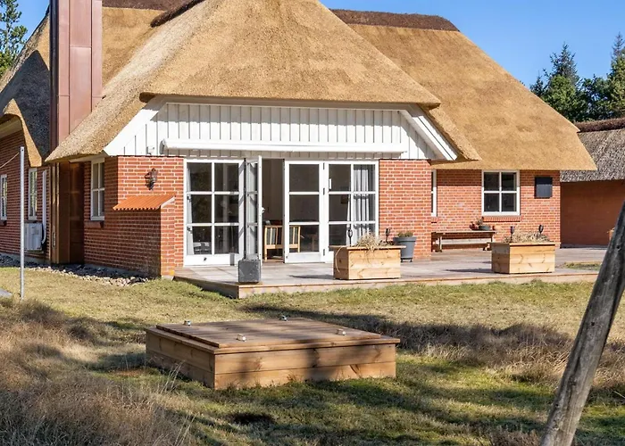 Vakantiehuis Harpa - 2-5km From The Sea By Interhome Blåvand