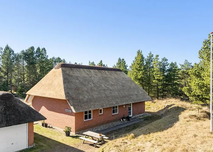 Harpa - 2-5km From The Sea By Interhome